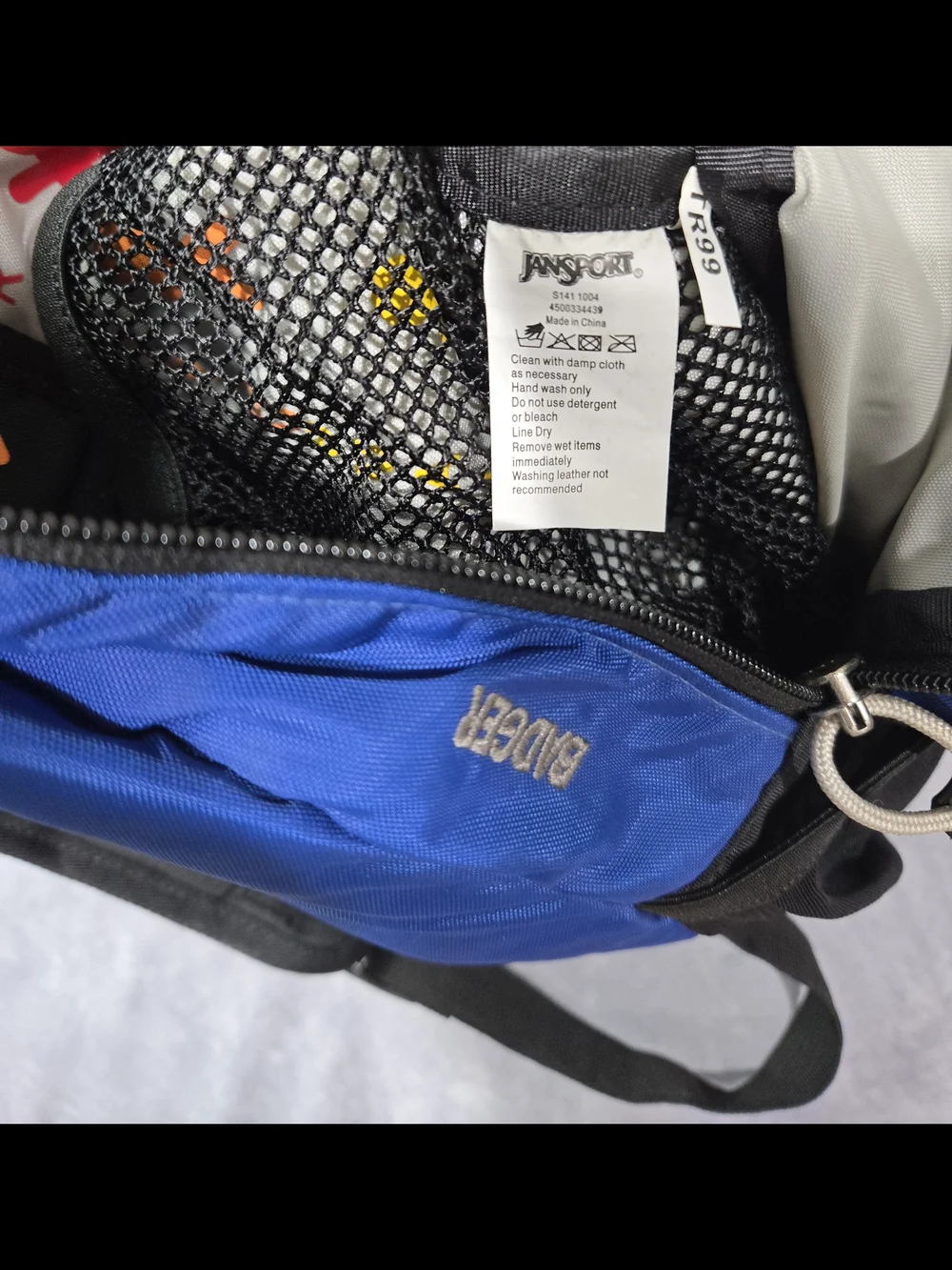 JanSport Men’s Blue and Black Everyday Backpack